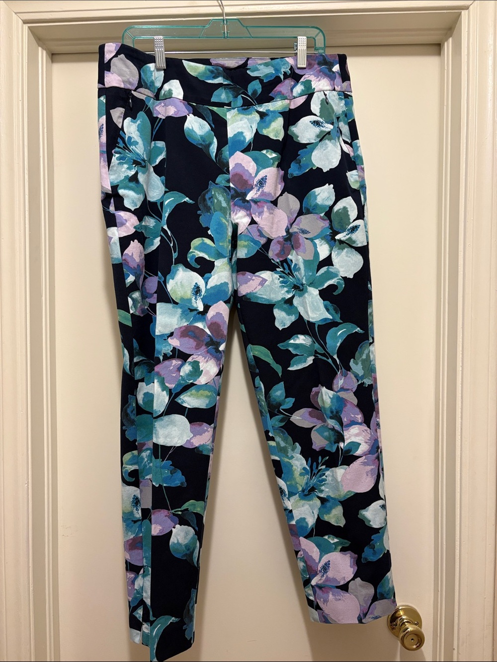 Soft Surroundings Navy Floral Straight Leg Pants